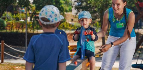 Naturist Holiday With Kids .
